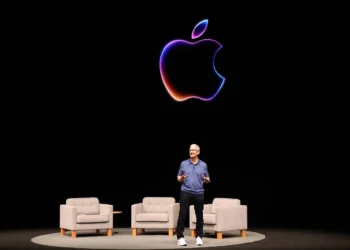 iPhone could triple in price to $3,500 if they’re made in the US, analyst warns
