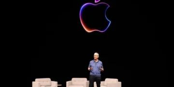 iPhone could triple in price to $3,500 if they’re made in the US, analyst warns