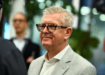 Ericsson partners Mistral AI to develop AI tools for next-generation networks