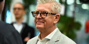 Ericsson partners Mistral AI to develop AI tools for next-generation networks