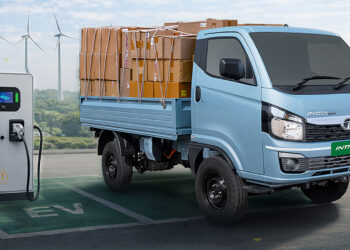 Tata begins deliveries of electric Prima trucks to BillionE Mobility