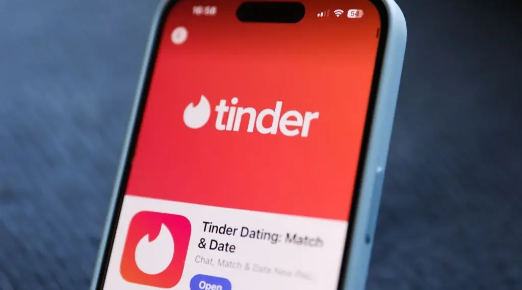 Tinder, Zoom innovate eye-scanning human proof app