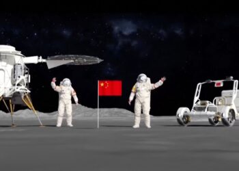 China targets 2030 moon landing with launch of astronauts on year-long space mission