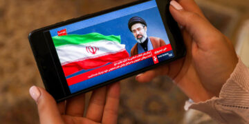 Internet returning in Iran after months network blackout