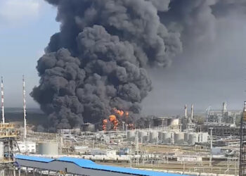 Ukraine again hits Russia’s Yaroslavl Oil Refinery