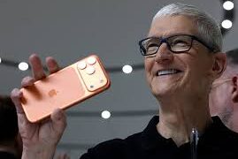 Apple gains up to 17% shares rise on quarterly sales