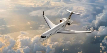 Bombardier jet sets new speed record in 5,400-mile journey