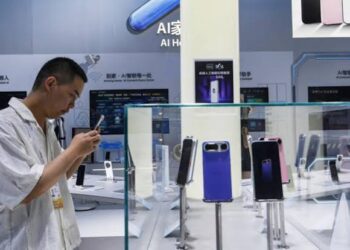 China smartphone makers turn to agentic AI following slow device sales