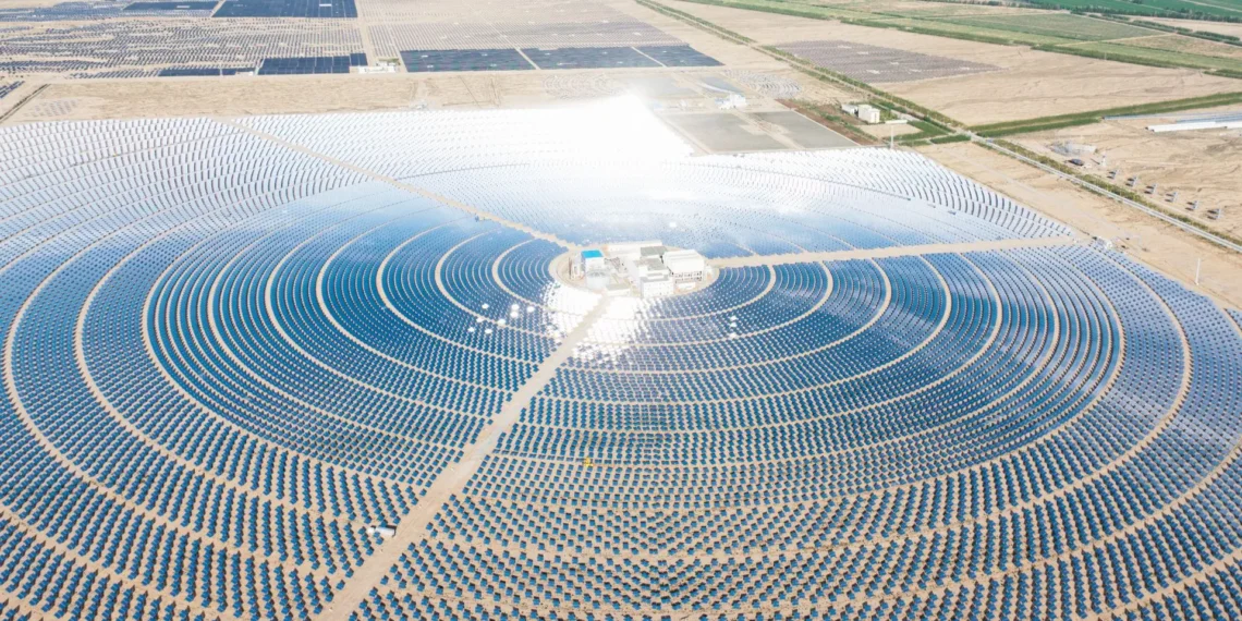 Chinese firm builds world’s largest hybrid solar plant to supply power at night