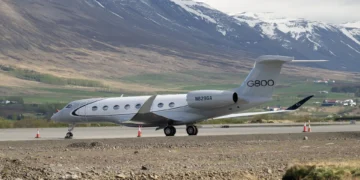 G800 business jet flies on 100% SAF to study climate-warming contrail emissions