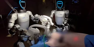US team makes history with World’s First Teleoperated Humanoid Robots Surgery